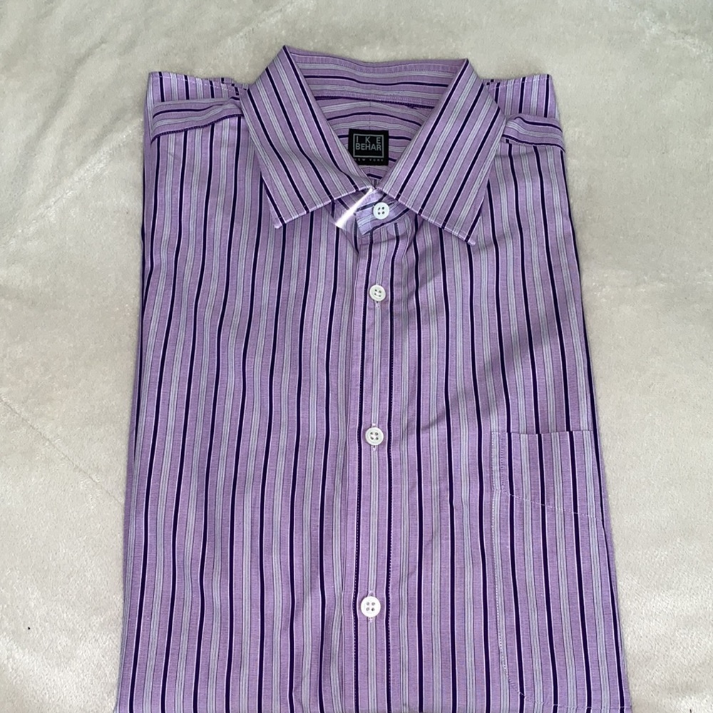 Ike Behar long sleeved button down shirt